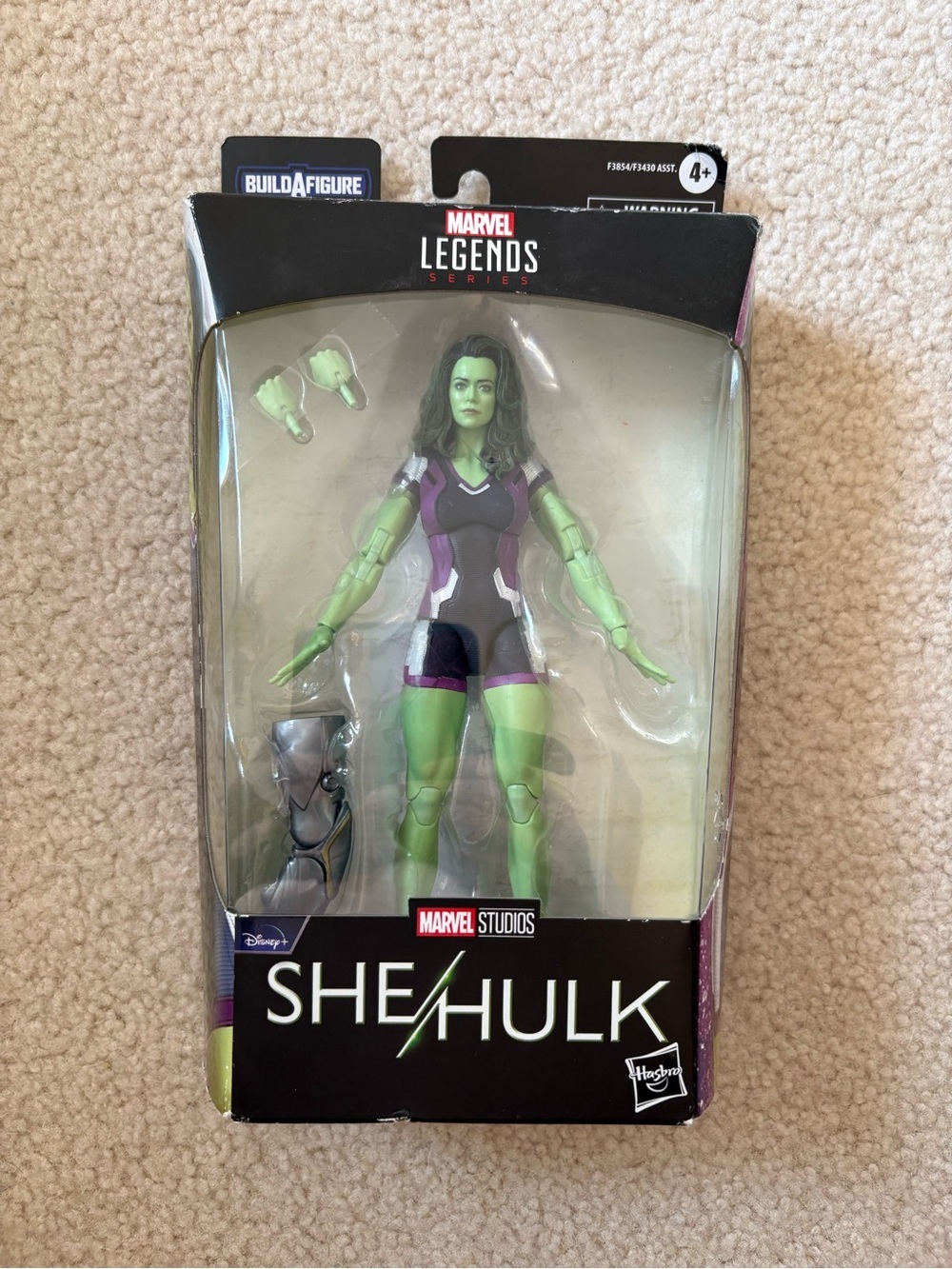 NIB Hasbro Marvel Legends Series She-Hulk 6” Action Figure.